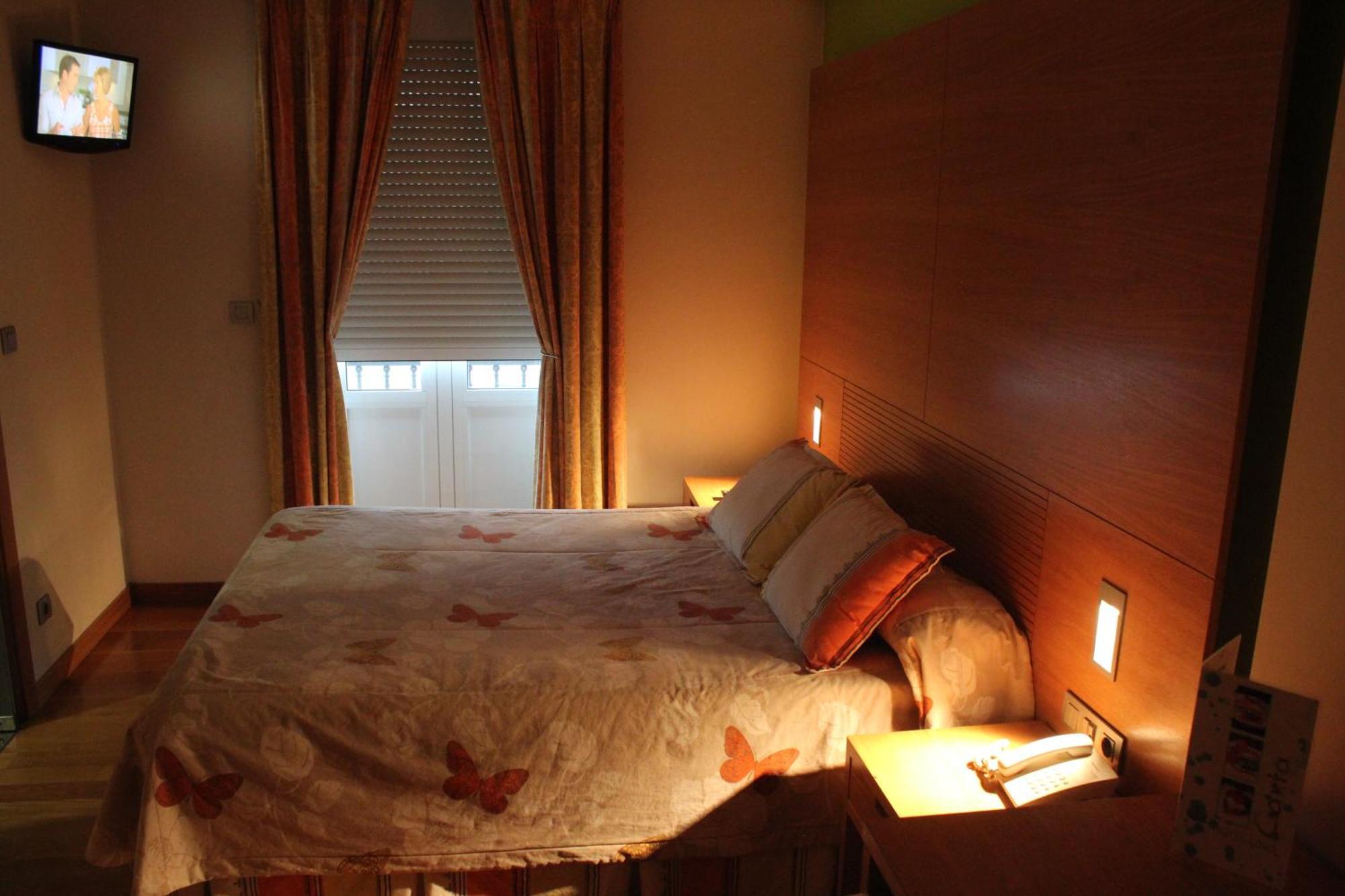 ויגו Hotel Lino מראה חיצוני תמונה